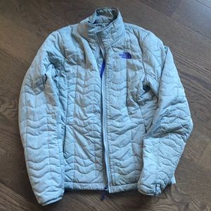 Women’s Northface Jacket - Size Small
